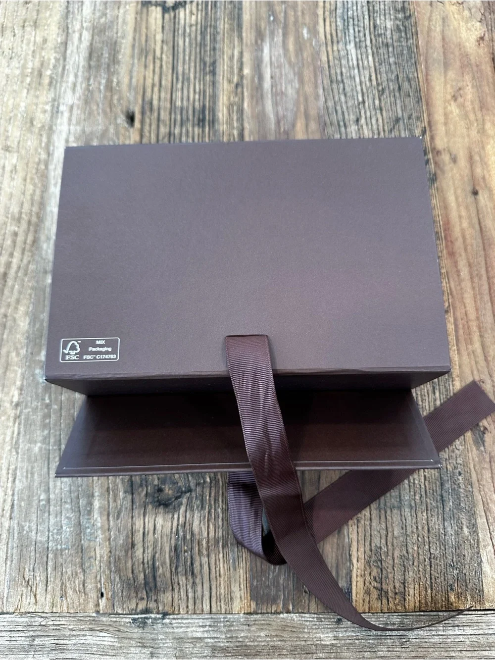 Hourglass Brown Gift Box with Ribbon